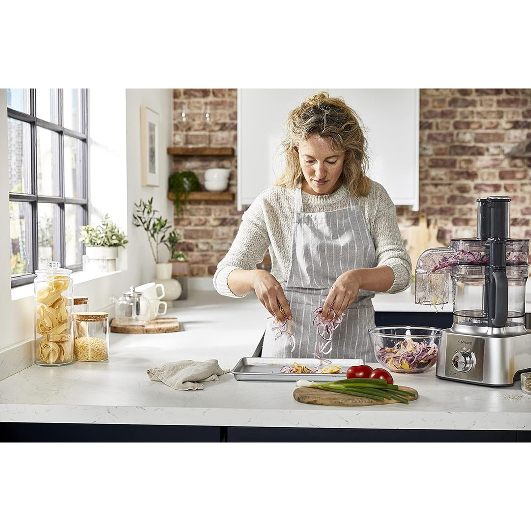 محضر طعام كينوود مالتي برو 1000 وات ‎–‎ Kenwood MultiPro Food Processor 1000W FDP65-880SI